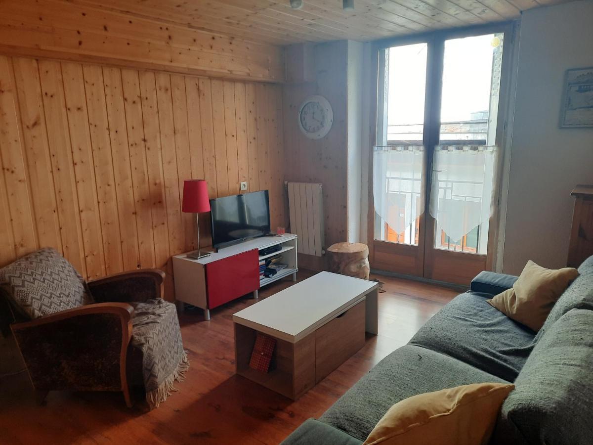 Le Cocon Bagneres-de-Luchon Exterior foto